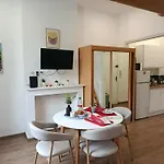 Secteur Malo, Renove, Capacite 2 Ou Famille 4 Personnes, Mezzanine Pour Les Enfants *