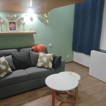 Appartement Secteur Digue De Malo, Renove, Capacite 2 Ou Famille 4 Personnes, Mezzanine Pour Les Enfants!