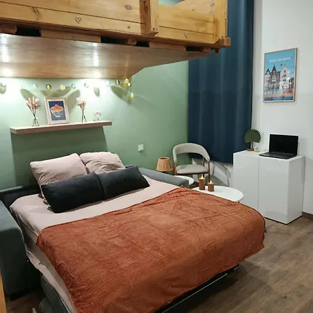 Secteur Digue De Malo, Renove, Capacite 2 Ou Famille 4 Personnes, Mezzanine Pour Les Enfants! *