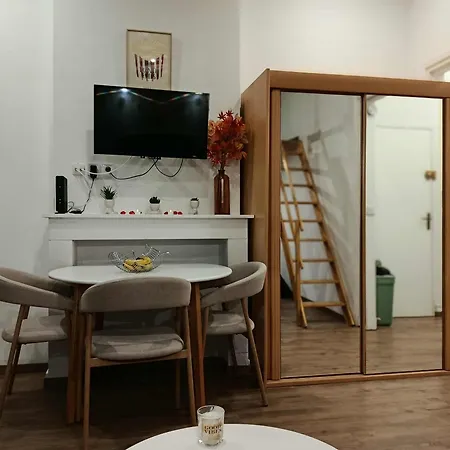 Secteur Digue De Malo, Renove, Capacite 2 Ou Famille 4 Personnes, Mezzanine Pour Les Enfants! *