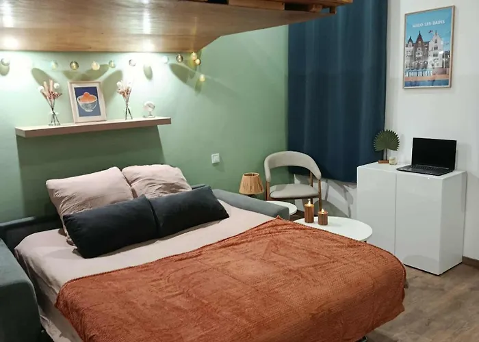 Digue De Dunkerque, Capacité 2 Ou Famille 4 Personnes, Secteur Malo, Mezzanine Pour Les Enfants *